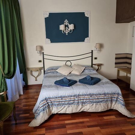 Diapason Colosseo Suite Roma Habitación foto